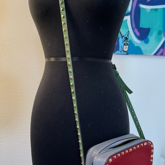 VALENTINO Colorblock Rockstud Camera Bag AUTHENTICATED HARD TO FIND Multi Color! - Picture 3 of 13